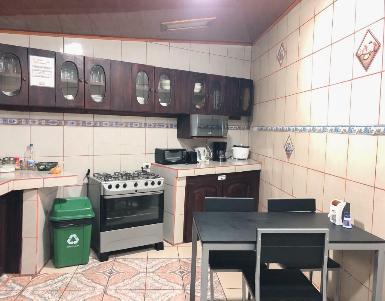 Monte Fresco Hostel Boutique Пунтаренас Екстериор снимка